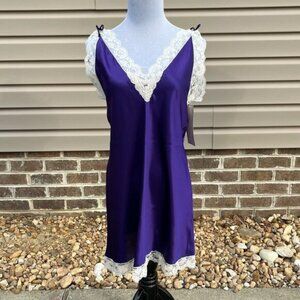 Val‎ Mode Lingerie Purple Nightgown Lace Trim Womens Nightie Size Small